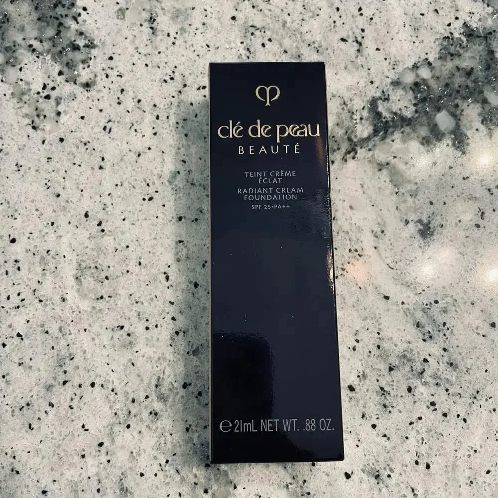 Cle de Peau Beaute Radiant Cream Foundation O60 Deep Tan Ocher 21ml 0.88 oz NEW